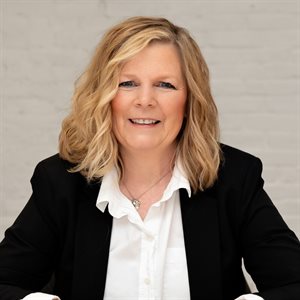 Cris Riedmiller
